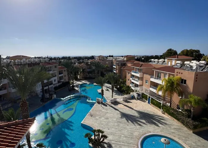 Iris Village Grand *