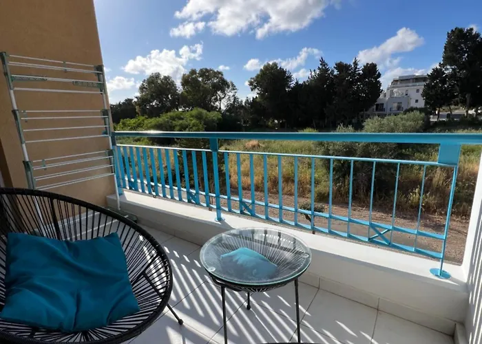 Iris Village Grand *