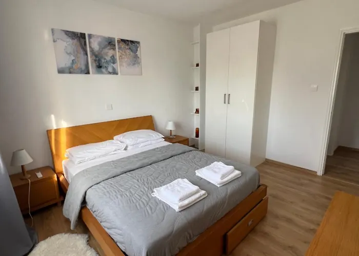 Lejlighed Iris Village Grand *