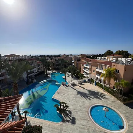 Iris Village Grand *