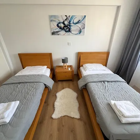 Апартаменты Iris Village Grand