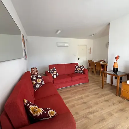 Appartement Iris Village Grand *